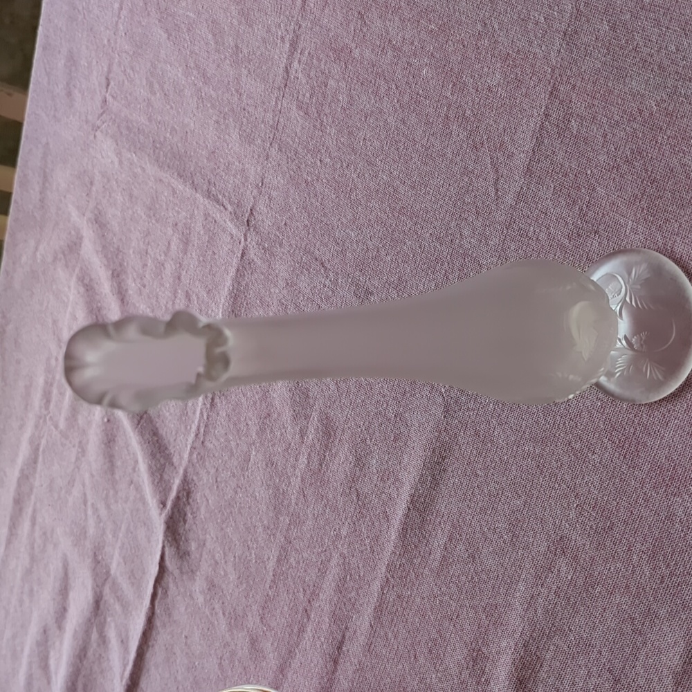Fenton Frosted Strawberry Swung vase